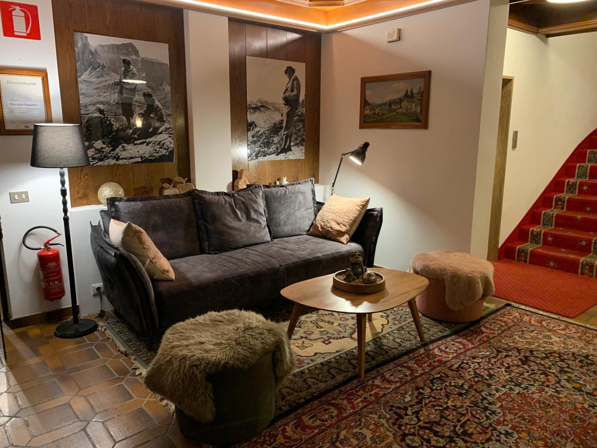 Hotel Pontives Ortisei Kültér fotó