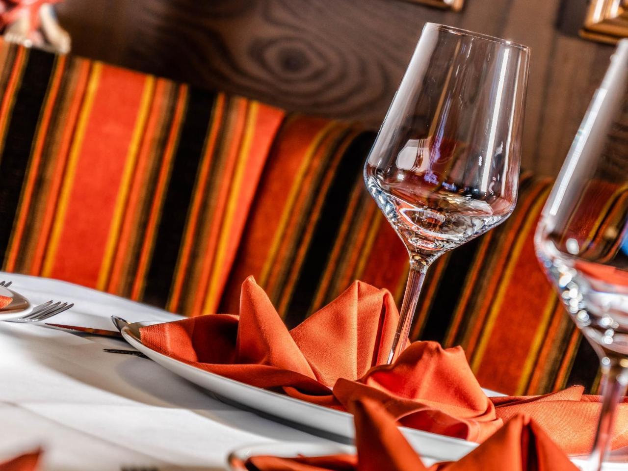 Hotel Pontives Ortisei Kültér fotó