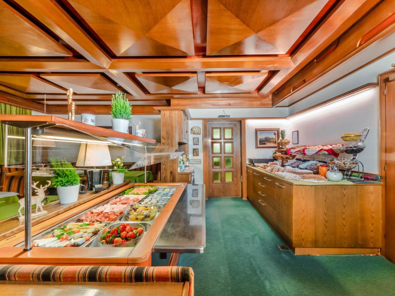 Hotel Pontives Ortisei Kültér fotó